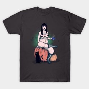 Spooky Queen T-Shirt